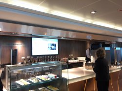 Koningsdam Explorations Cafe picture