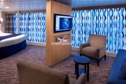 Voyager of the Seas Panoramic-Suite Layout